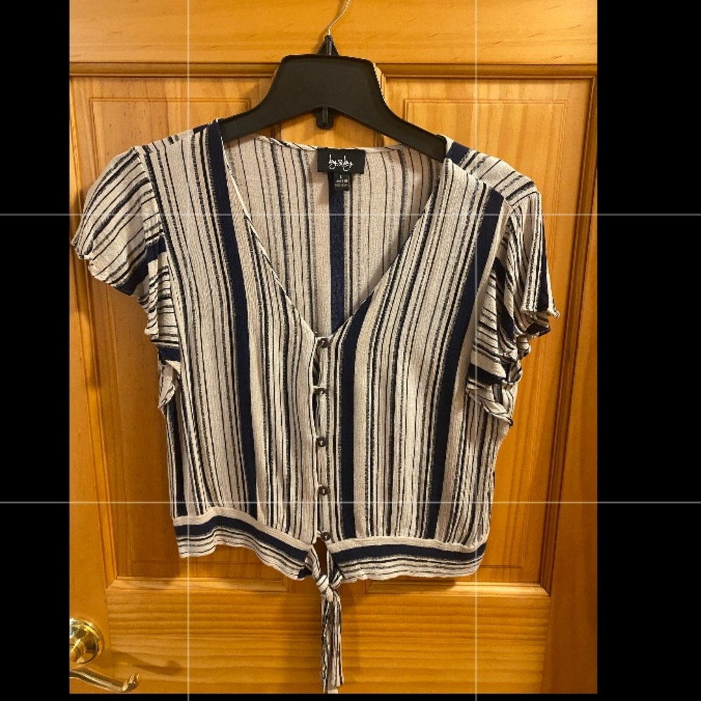 Bynby navy blue and white button up